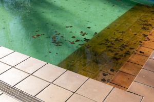 tratamento de emergência na piscina