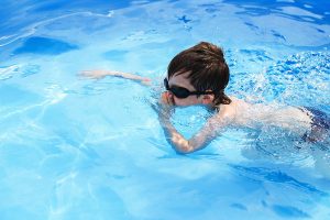 cuidados para evitar acidentes nas piscinas